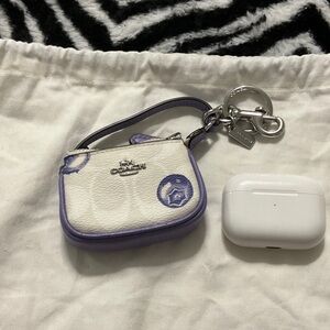 Coach White and Purple Coin Pouch with Keychain